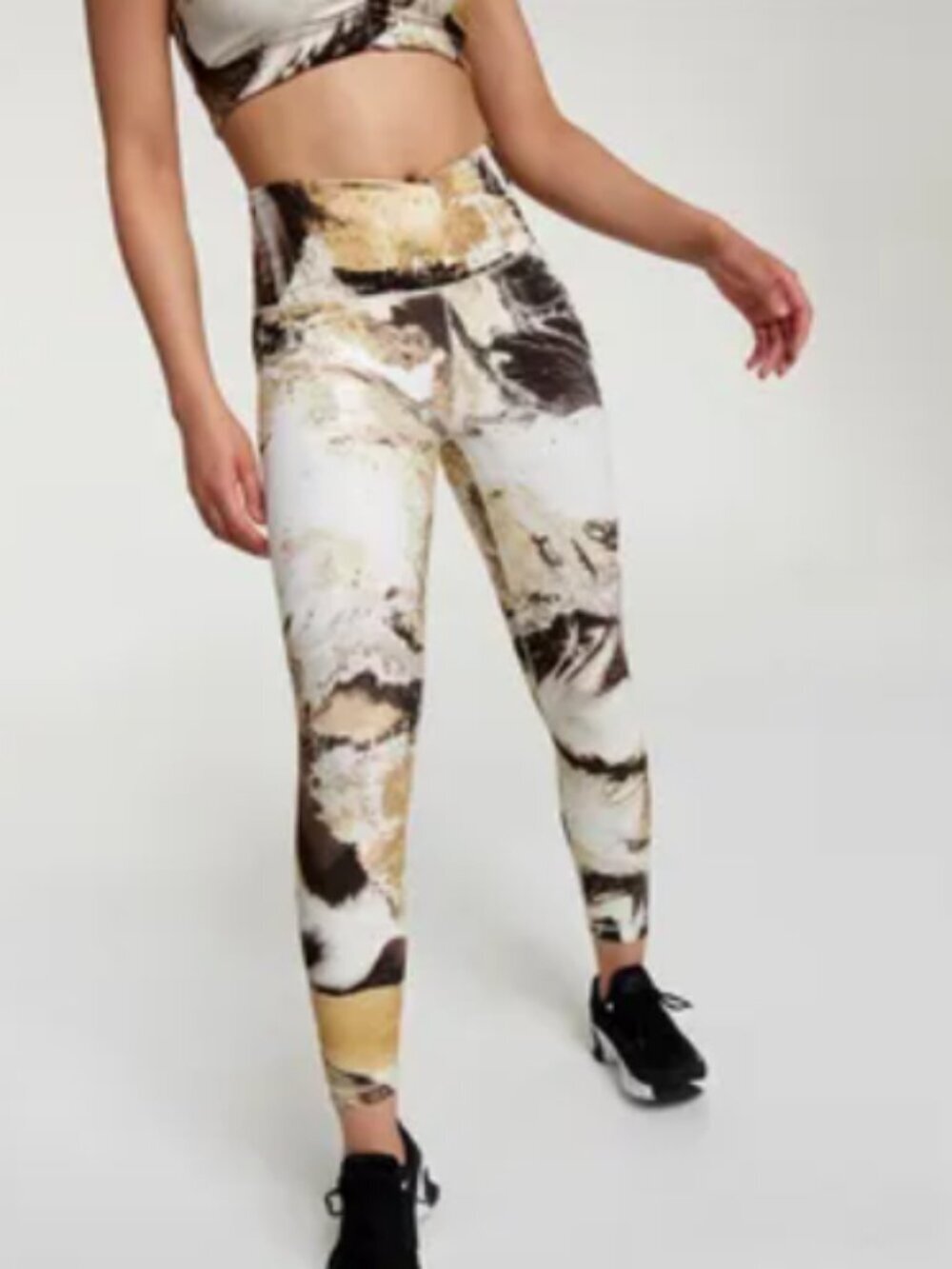 CALIA  Cinched Waist Hazy Elixir Oat Milk Core Essentials 7/8 Leggings Size M
